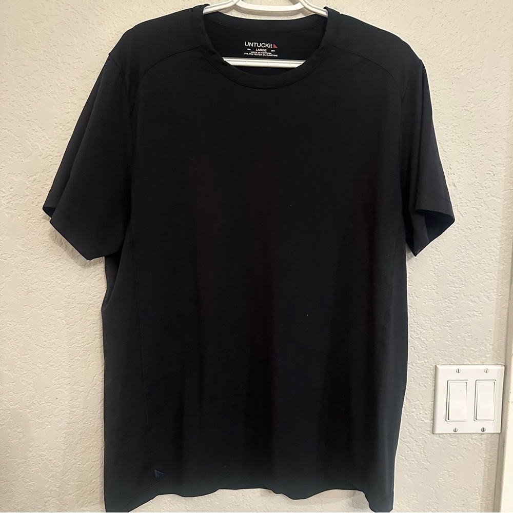UNTUCKit Men’s Black Short Sleeve Crew Tee